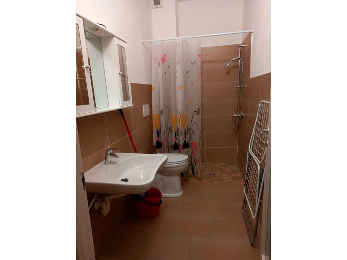 Appartamenti Isola Della Scala (Verona) - vista doccia